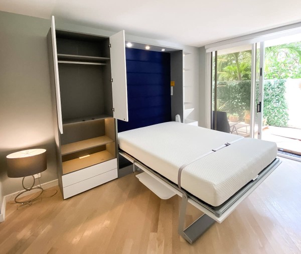 Royal Queen Wall Bed With Desk 72