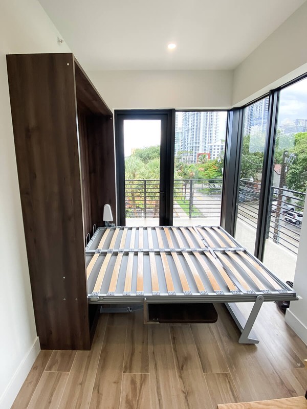 Royal Queen Wall Bed With Desk 86